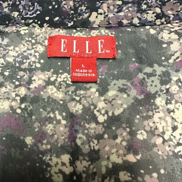 Elle Wrap Blouse - Picture 7 of 7